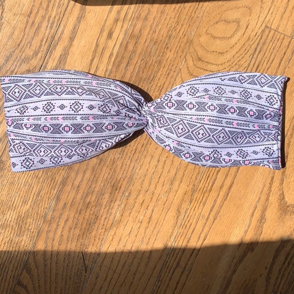 Strapless bikini top and bottom set👙